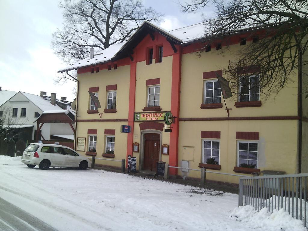 Hostinec Peterka Šumperk Buitenkant foto
