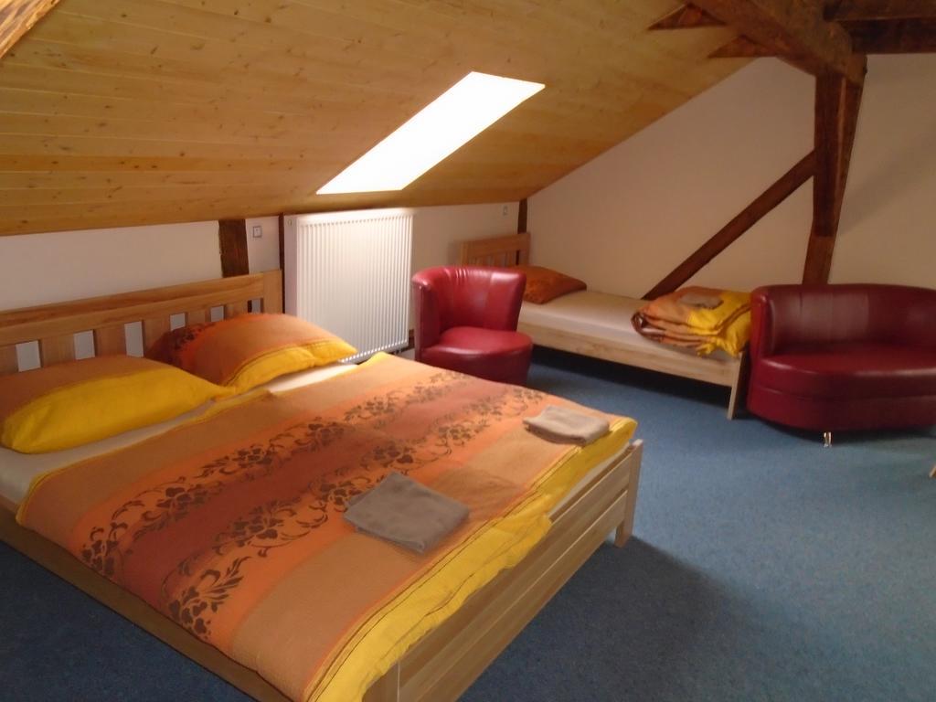 Hostinec Peterka Šumperk Buitenkant foto
