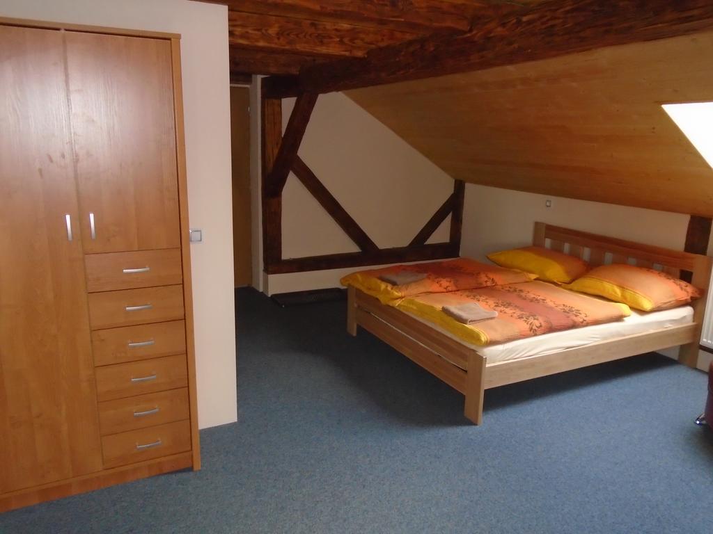 Hostinec Peterka Šumperk Buitenkant foto